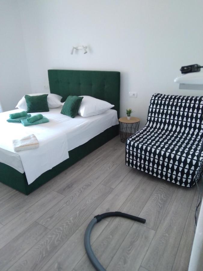 Apartment Seaview Jelsa Racic Exterior photo